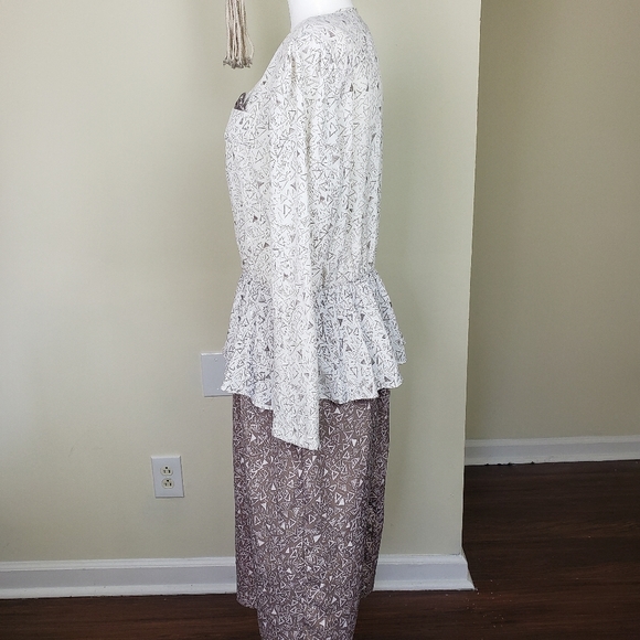Vintage Cream and Brown Business Dress by Jennifer Gee - Picture 7 of 9